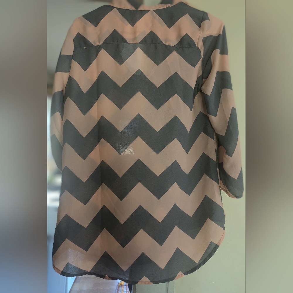 Two Rue21 Blouses - Picture 6 of 7